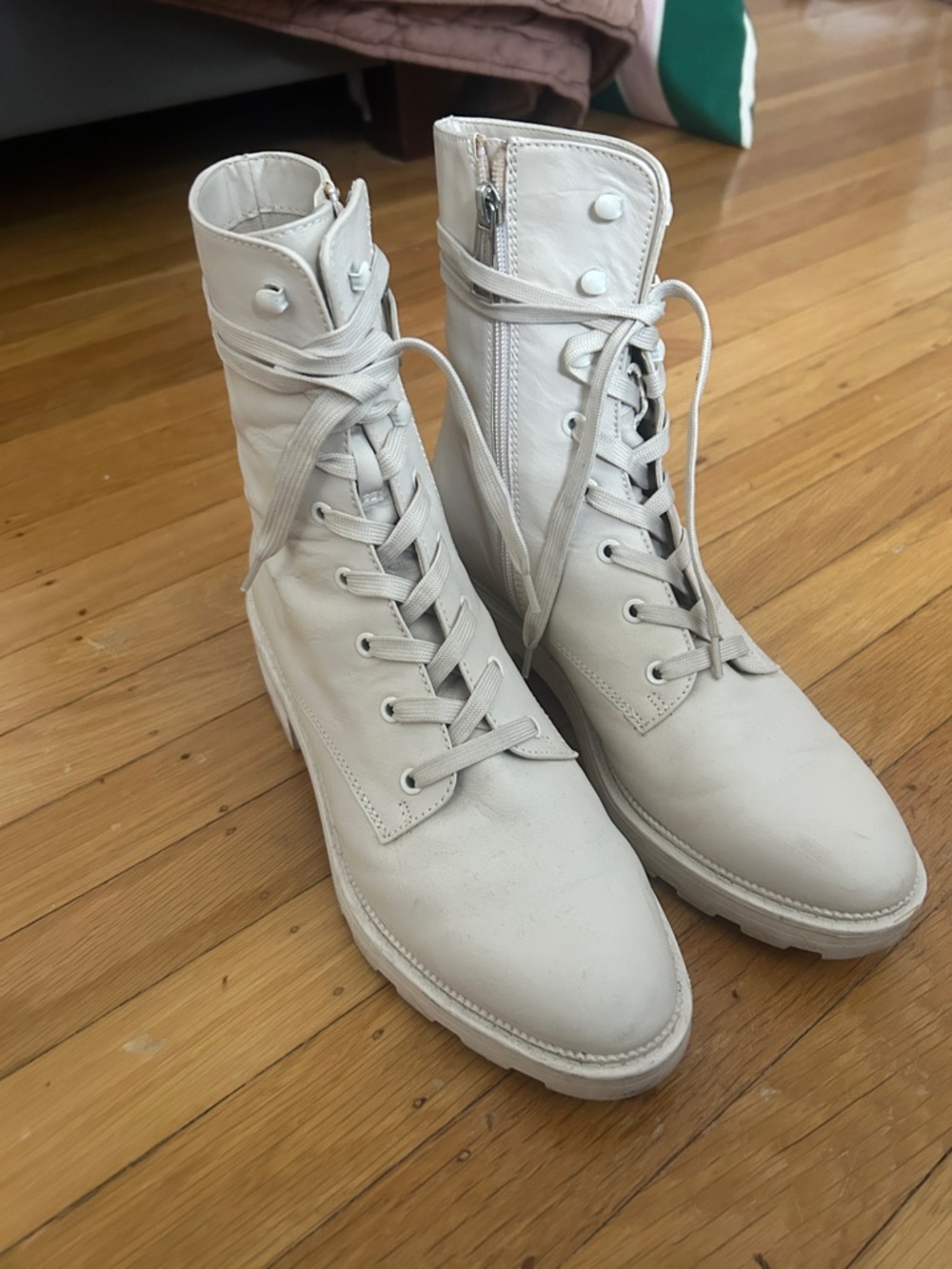 Dolce Vita White Leather Combat Boots Size 8.5